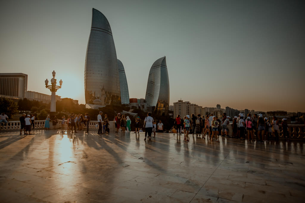 Baku Ogniste Wieże