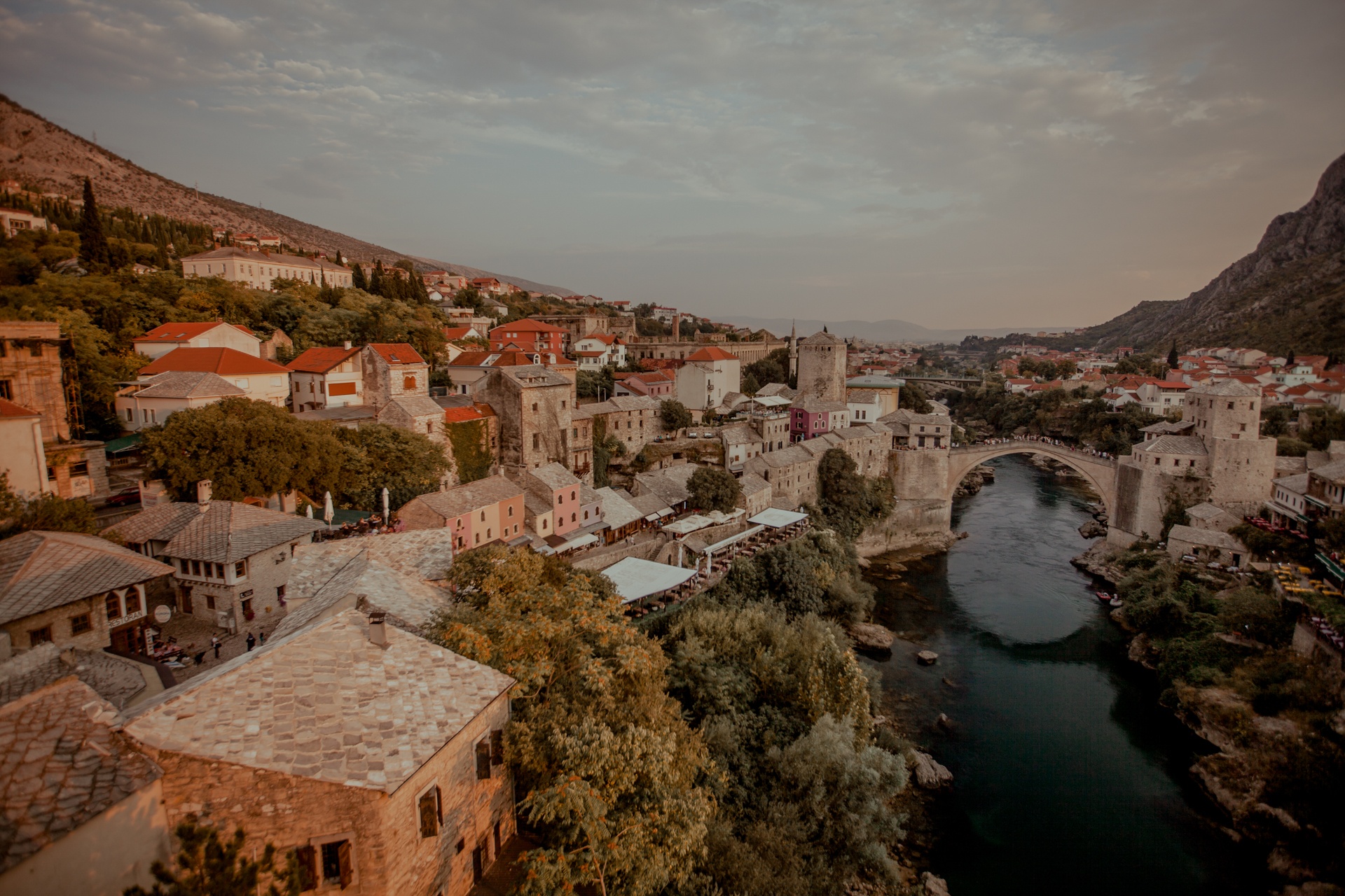 Mostar - widok na Stary Most